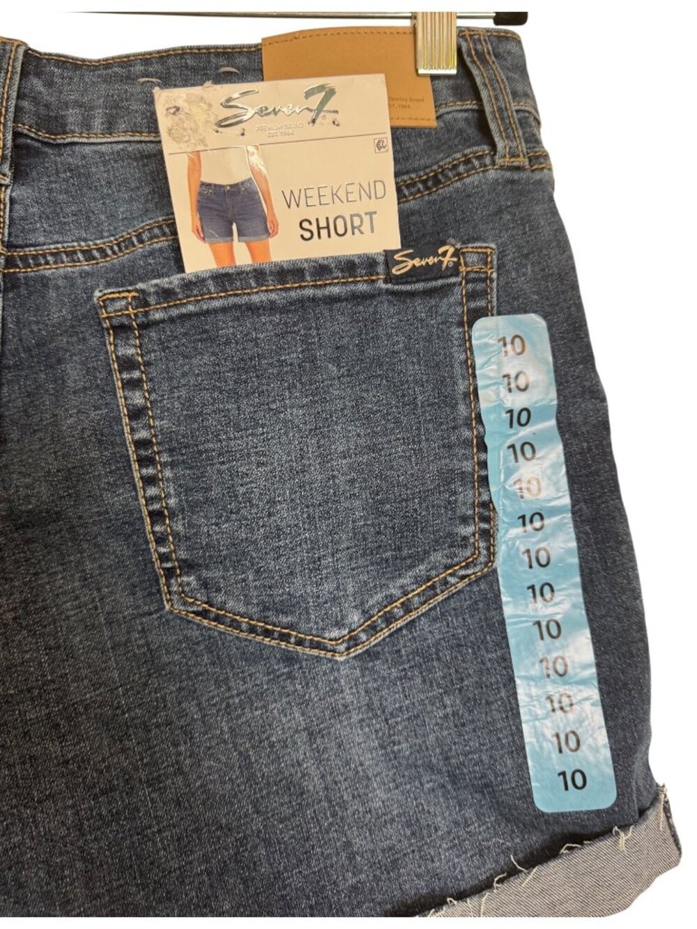 Seven 7 Weekend Short Size 10 Cuffed Denim Short 5” inseam NWT Medium Wash - Picture 9 of 14